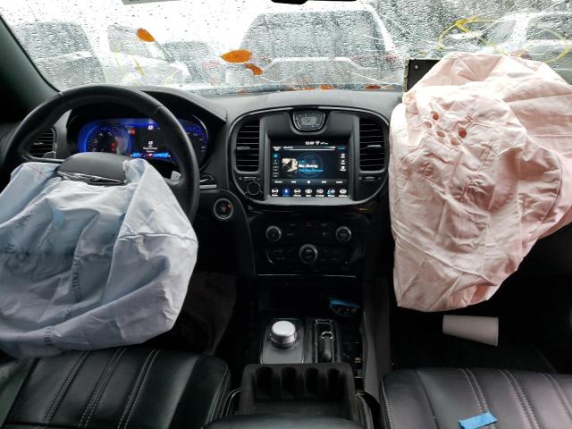 Photo 9 from auction – 2017 CHRYSLER 300 S with VIN 2C3CCABTXHH512099