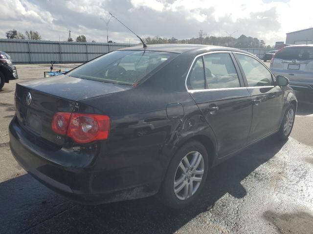 Photo 4 from auction – 2007 VOLKSWAGEN JETTA WOLF with VIN 3VWEF71KX7M194165