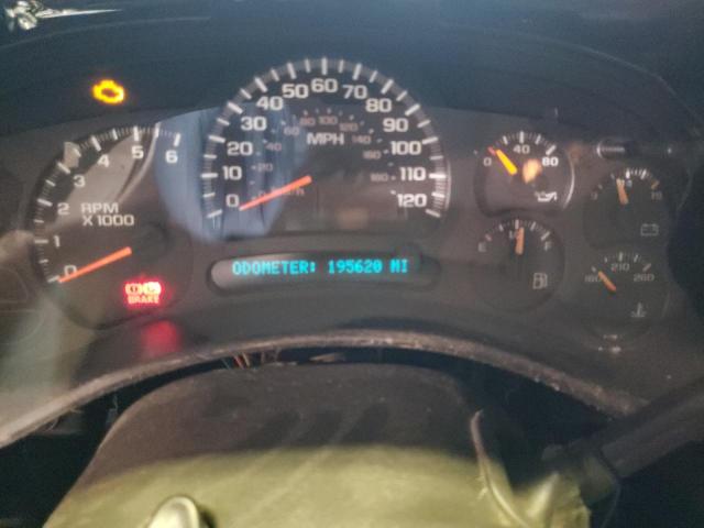 Photo 8 from auction – 2005 CHEVROLET SILVERADO with VIN 2GCEK13T951284705