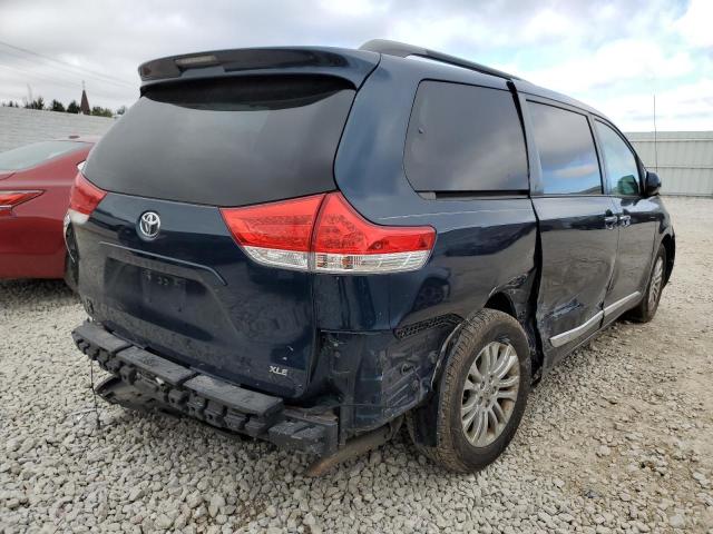 Photo 9 from auction – 2012 TOYOTA SIENNA XLE with VIN 5TDYK3DC4CS262267