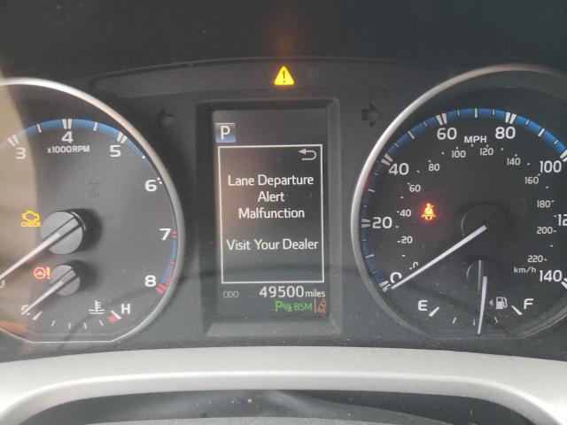 Photo 8 from auction – 2018 TOYOTA RAV4 ADVEN with VIN 2T3WFREV1JW415116