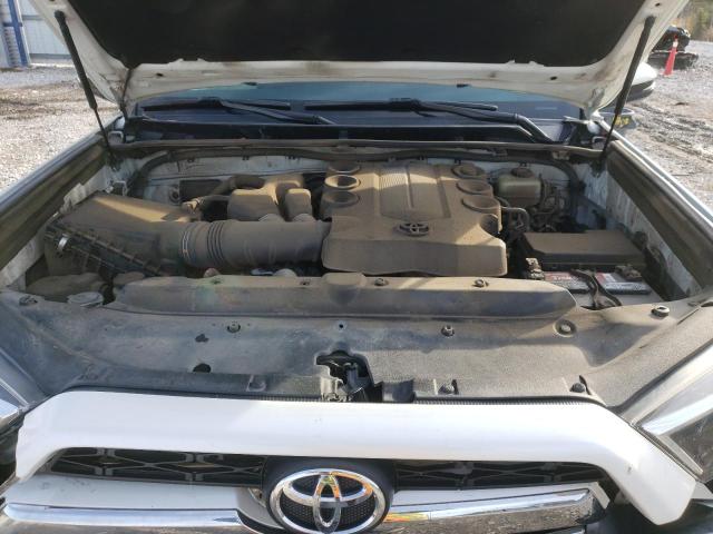 Photo 7 from auction – 2018 TOYOTA 4RUNNER SR with VIN JTEBU5JR8J5531809