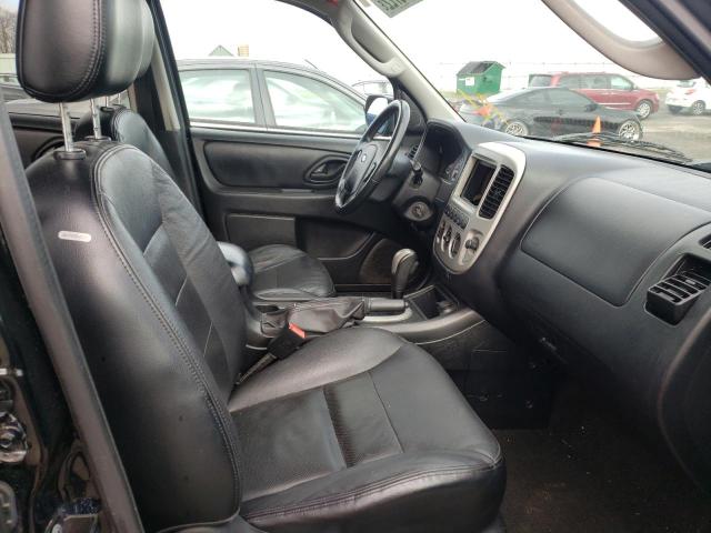 Photo 5 from auction – 2005 FORD ESCAPE LIM with VIN 1FMCU94105KD16188