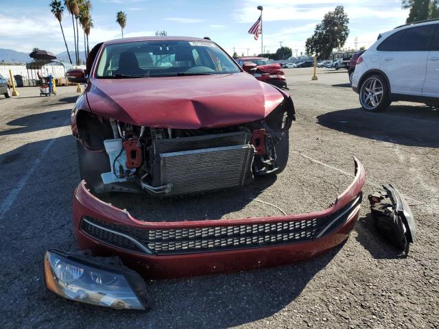 Photo 9 from auction – 2015 VOLKSWAGEN PASSAT S with VIN 1VWAT7A3XFC094955