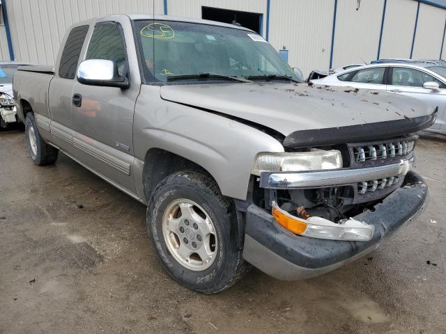 CHEVROLET SILVERADO 2002 with VIN 2GCEC19T221416915 - Photo from auction