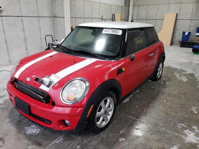 Photo 2 from auction – 2007 MINI COOPER with VIN WMWMF33527TU61022