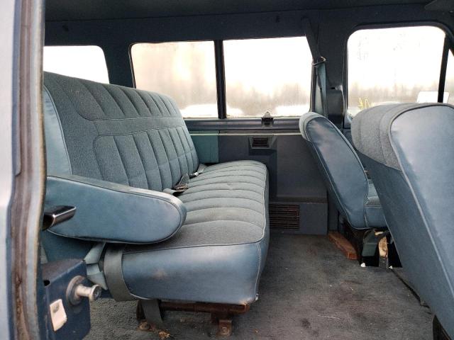 Photo 6 from auction – 1981 FORD E-350 with VIN 1FBHS31G2BHA40132