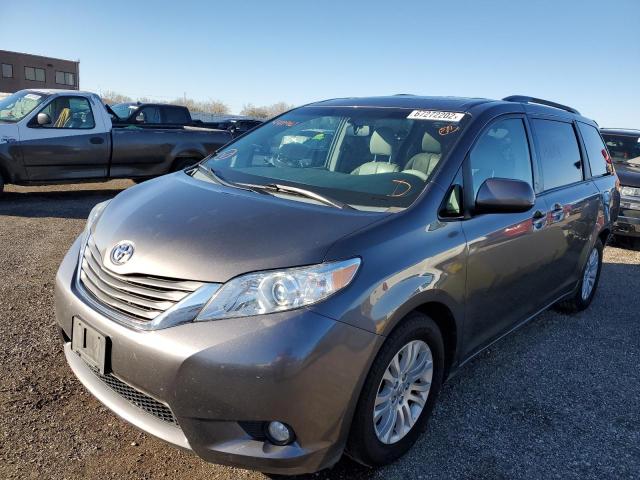 Photo 2 from auction – 2014 TOYOTA SIENNA XLE with VIN 5TDYK3DC2ES441961