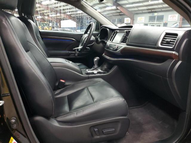 Photo 5 from auction – 2014 TOYOTA HIGHLANDER with VIN 5TDDKRFHXES015509