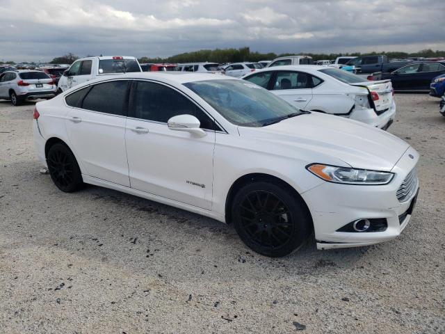 Photo 4 from auction – 2014 FORD FUSION SE with VIN 3FA6P0LU6ER376915