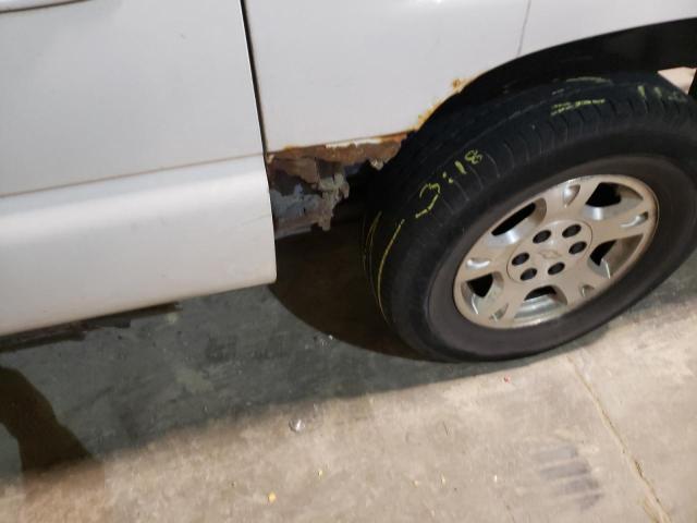 Photo 9 from auction – 2004 CHEVROLET AVALANCHE with VIN 3GNEK12T24G226496