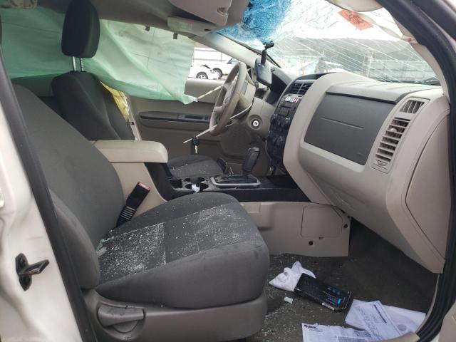 Photo 5 from auction – 2012 FORD ESCAPE XLS with VIN 1FMCU0C74CKC01656