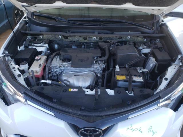 Photo 7 from auction – 2018 TOYOTA RAV4 LIMIT with VIN JTMYFREV1JD126341