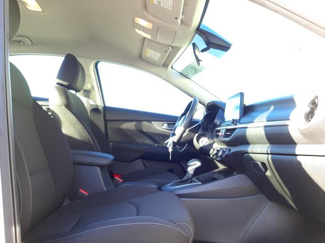 Photo 5 from auction – 2021 KIA FORTE FE with VIN 3KPF24AD6ME403281