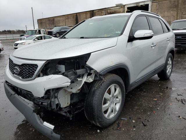 Photo 2 from auction – 2013 KIA SORENTO LX with VIN 5XYKT4A61DG323712