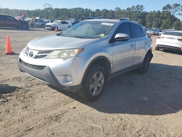 Photo 2 from auction – 2015 TOYOTA RAV4 XLE with VIN JTMWFREV4FD060138