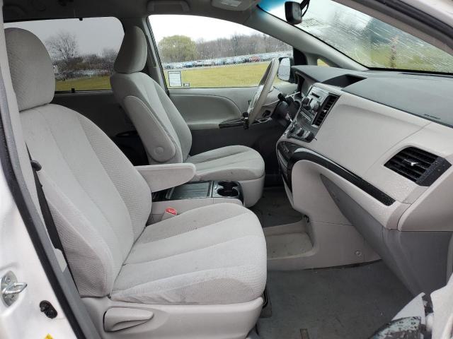 Photo 5 from auction – 2012 TOYOTA SIENNA LE with VIN 5TDKK3DC1CS259476