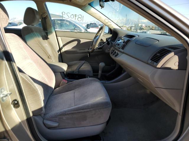 Photo 5 from auction – 2004 TOYOTA CAMRY LE with VIN JTDBE32K640271015