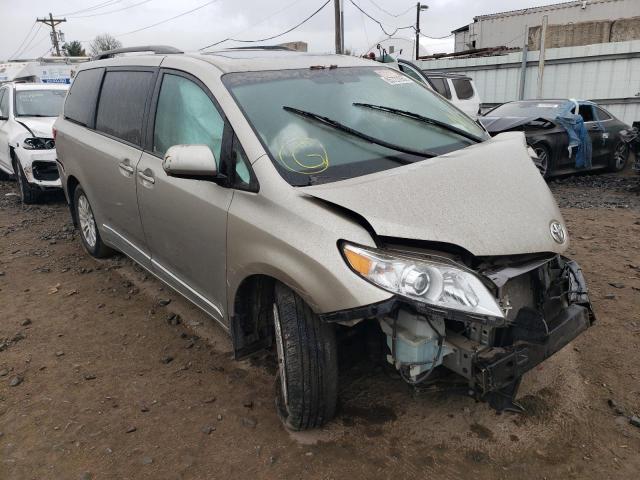 TOYOTA SIENNA XLE 2017 with VIN 5TDYZ3DC5HS883021 - Photo from auction