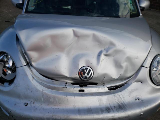 Photo 7 from auction – 2001 VOLKSWAGEN BEETLE with VIN 3VWCB21C81M440782