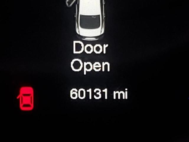 Photo 8 from auction – 2016 CHRYSLER 200 LIMITE with VIN 1C3CCCAB5GN183869