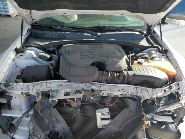Photo 7 from auction – 2018 CHRYSLER 300 LIMITE with VIN 2C3CCAEG4JH140246