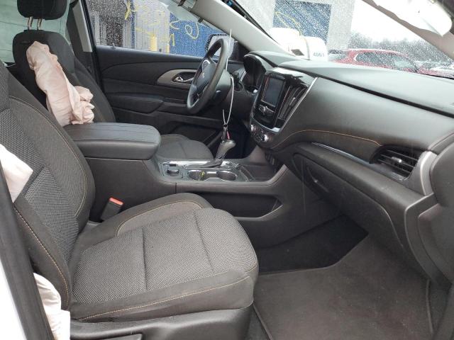 Photo 5 from auction – 2018 CHEVROLET TRAVERSE L with VIN 1GNERFKW2JJ151439