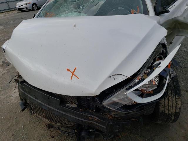 Photo 7 from auction – 2016 HYUNDAI ELANTRA SE with VIN 5NPDH4AE1GH770099