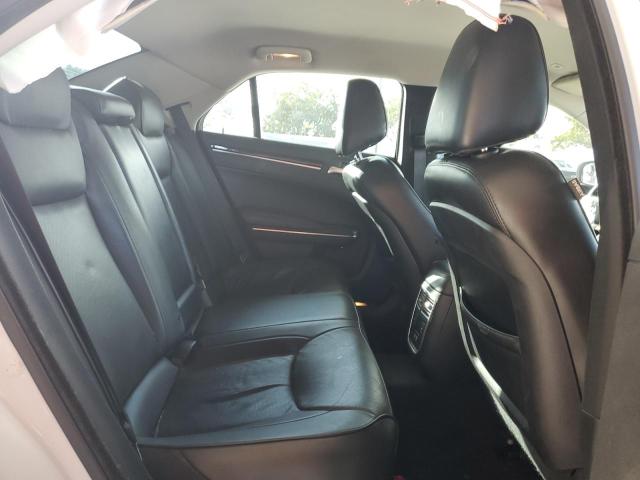 Photo 6 from auction – 2018 CHRYSLER 300 LIMITE with VIN 2C3CCAEG4JH140246