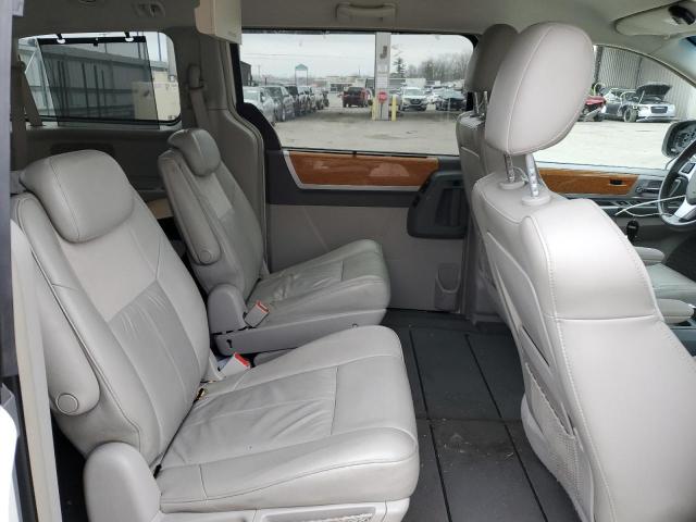 Photo 6 from auction – 2008 CHRYSLER TOWN & COU with VIN 2A8HR64X58R744397
