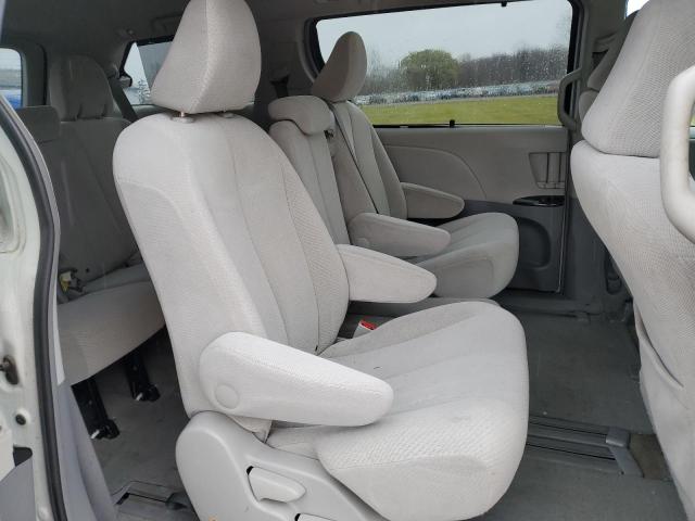 Photo 6 from auction – 2012 TOYOTA SIENNA LE with VIN 5TDKK3DC1CS259476