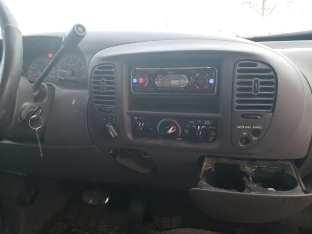 Photo 9 from auction – 2002 FORD F150 with VIN 1FTRX18W72NA13965