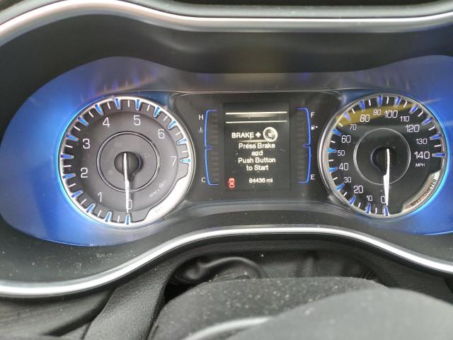 Photo 8 from auction – 2015 CHRYSLER 200 LIMITE with VIN 1C3CCCAB8FN525863