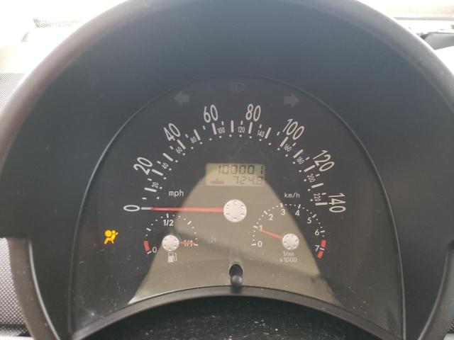 Photo 8 from auction – 2001 VOLKSWAGEN BEETLE with VIN 3VWCB21C81M440782