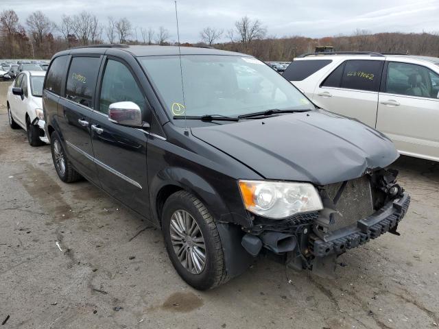 CHRYSLER TOWN & COU 2014 with VIN 2C4RC1CG7ER219452 - Photo from auction