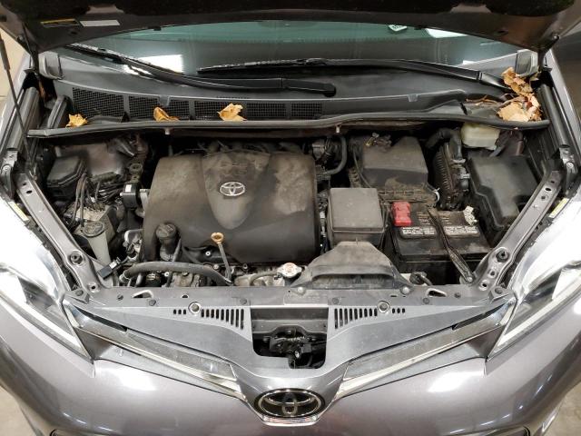 Photo 7 from auction – 2018 TOYOTA SIENNA XLE with VIN 5TDDZ3DCXJS199649