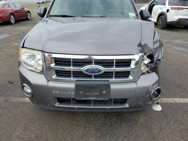 Photo 7 from auction – 2009 FORD ESCAPE LIM with VIN 1FMCU93G19KB63297