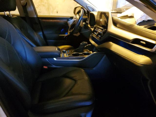 Photo 5 from auction – 2020 TOYOTA HIGHLANDER with VIN 5TDFZRBH2LS036779