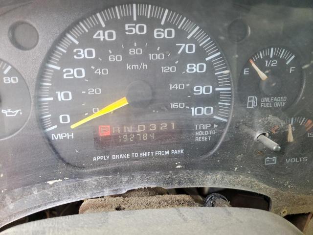 Photo 8 from auction – 2000 CHEVROLET EXPRESS G2 with VIN 1GCGG25R4Y1257651
