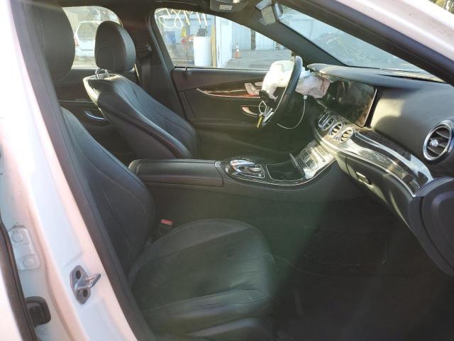 Photo 5 from auction – 2020 MERCEDES-BENZ E 350 with VIN WDDZF8DB1LA720170