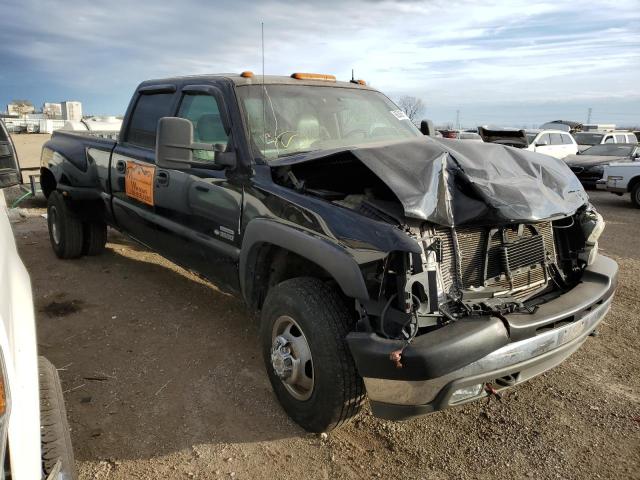CHEVROLET SILVERADO 2002 with VIN 1GCJK33132F211181 - Photo from auction