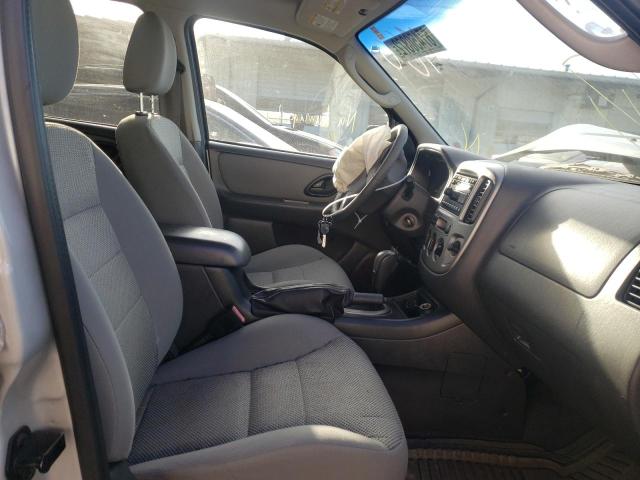 Photo 5 from auction – 2005 FORD ESCAPE XLT with VIN 1FMYU03145DA21960