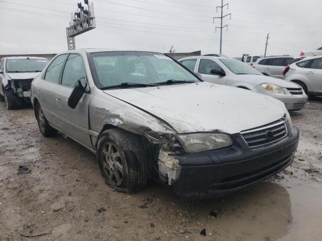 Photo 1 from auction – 2000 TOYOTA CAMRY LE with VIN 4T1BF22K7YU105670