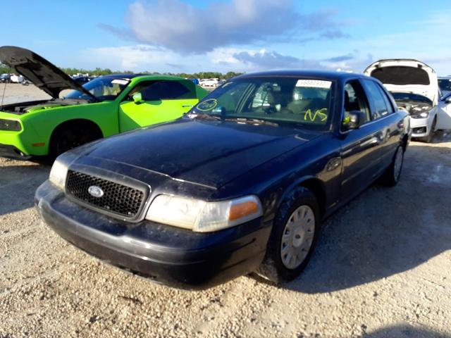 Photo 2 from auction – 2005 FORD CROWN VICT with VIN 2FAHP71W05X161375