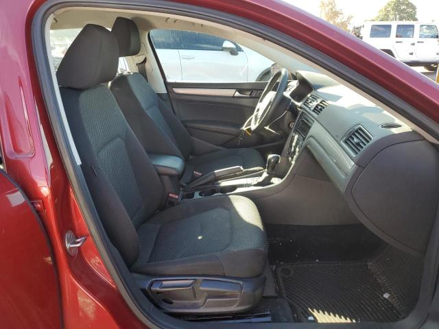 Photo 5 from auction – 2015 VOLKSWAGEN PASSAT S with VIN 1VWAT7A3XFC094955
