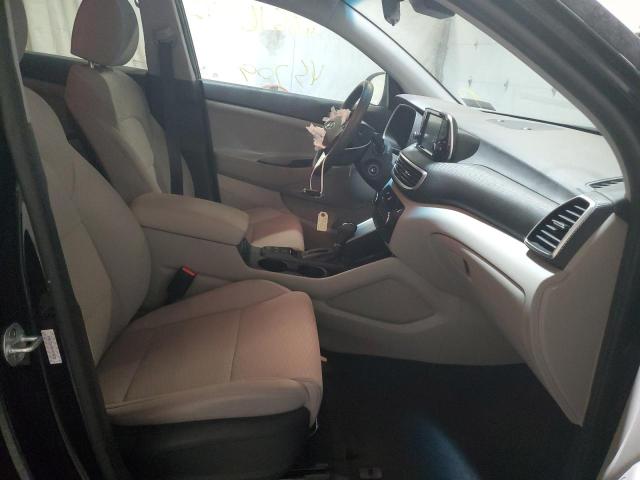 Photo 5 from auction – 2019 HYUNDAI TUCSON SE with VIN KM8J2CA49KU978828