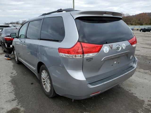 Photo 3 from auction – 2011 TOYOTA SIENNA XLE with VIN 5TDYK3DC3BS089520