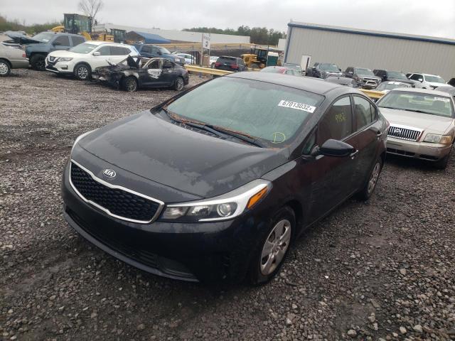 Photo 2 from auction – 2017 KIA FORTE LX with VIN 3KPFK4A7XHE052245