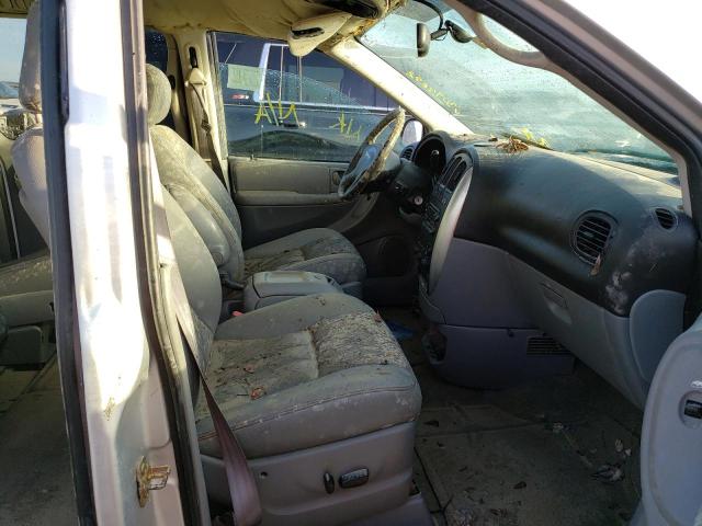 Photo 5 from auction – 2005 CHRYSLER TOWN & COU with VIN 2C4GP54L45R356444
