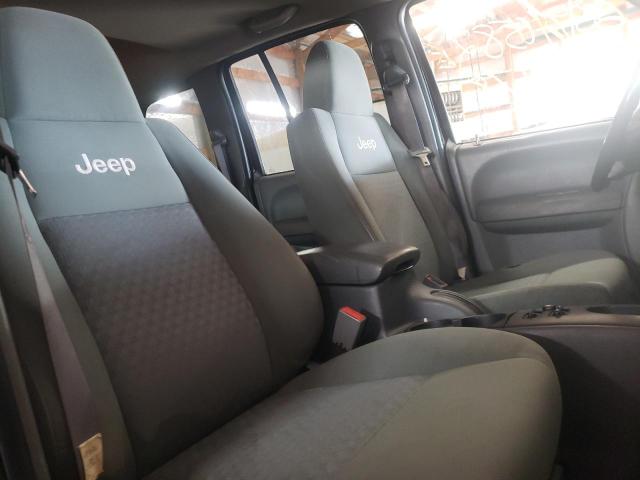 Photo 5 from auction – 2005 JEEP LIBERTY RE with VIN 1J4GL38K65W677310